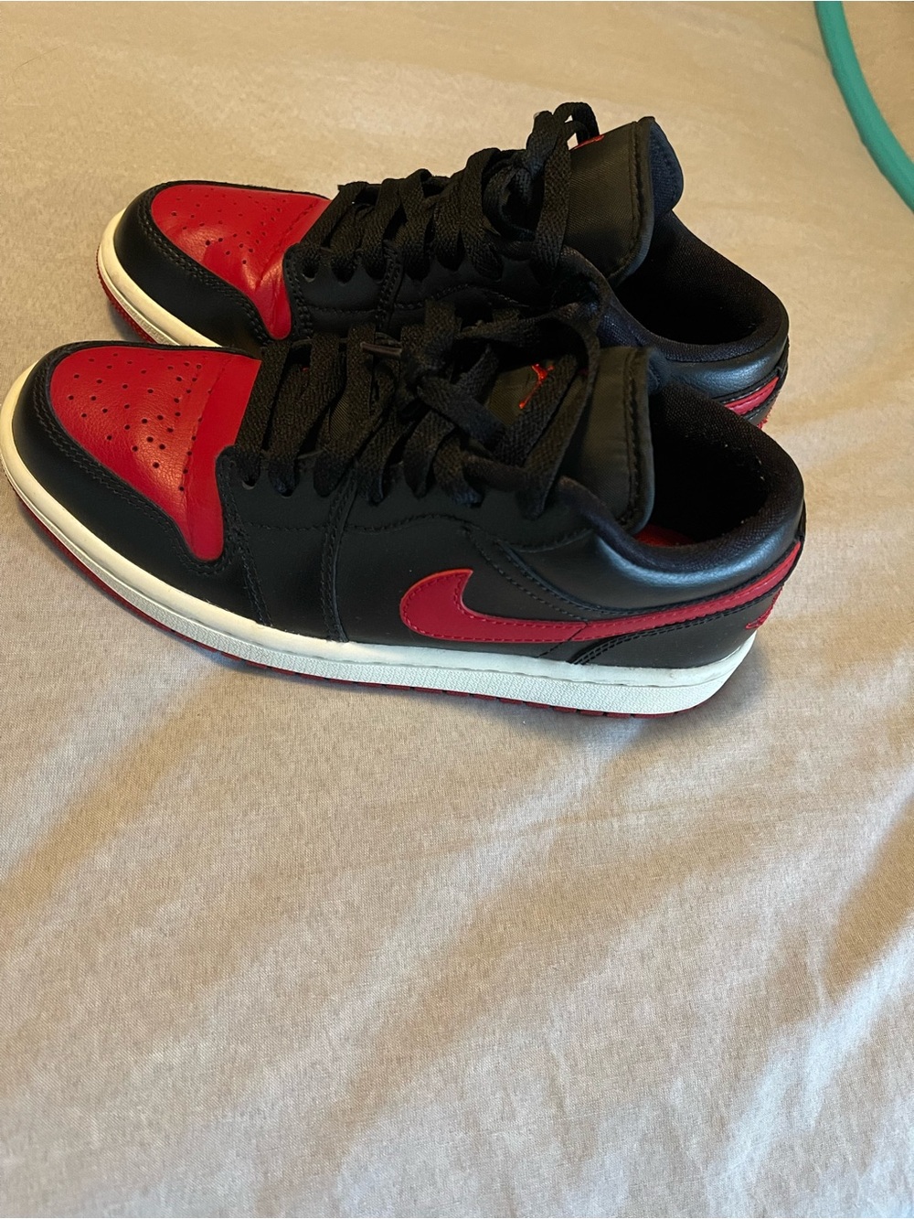 Jordan Kids Black and Red Low-Top Sneakers